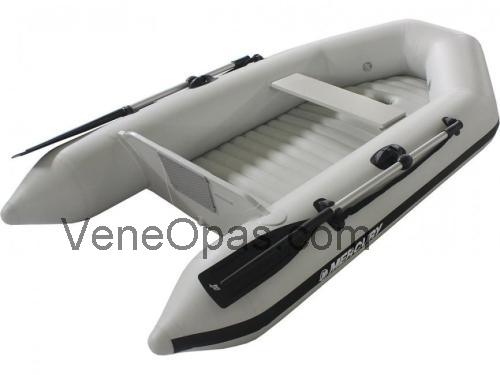 Mercury 240 Dinghy Tekniset tiedot ja arvostelut